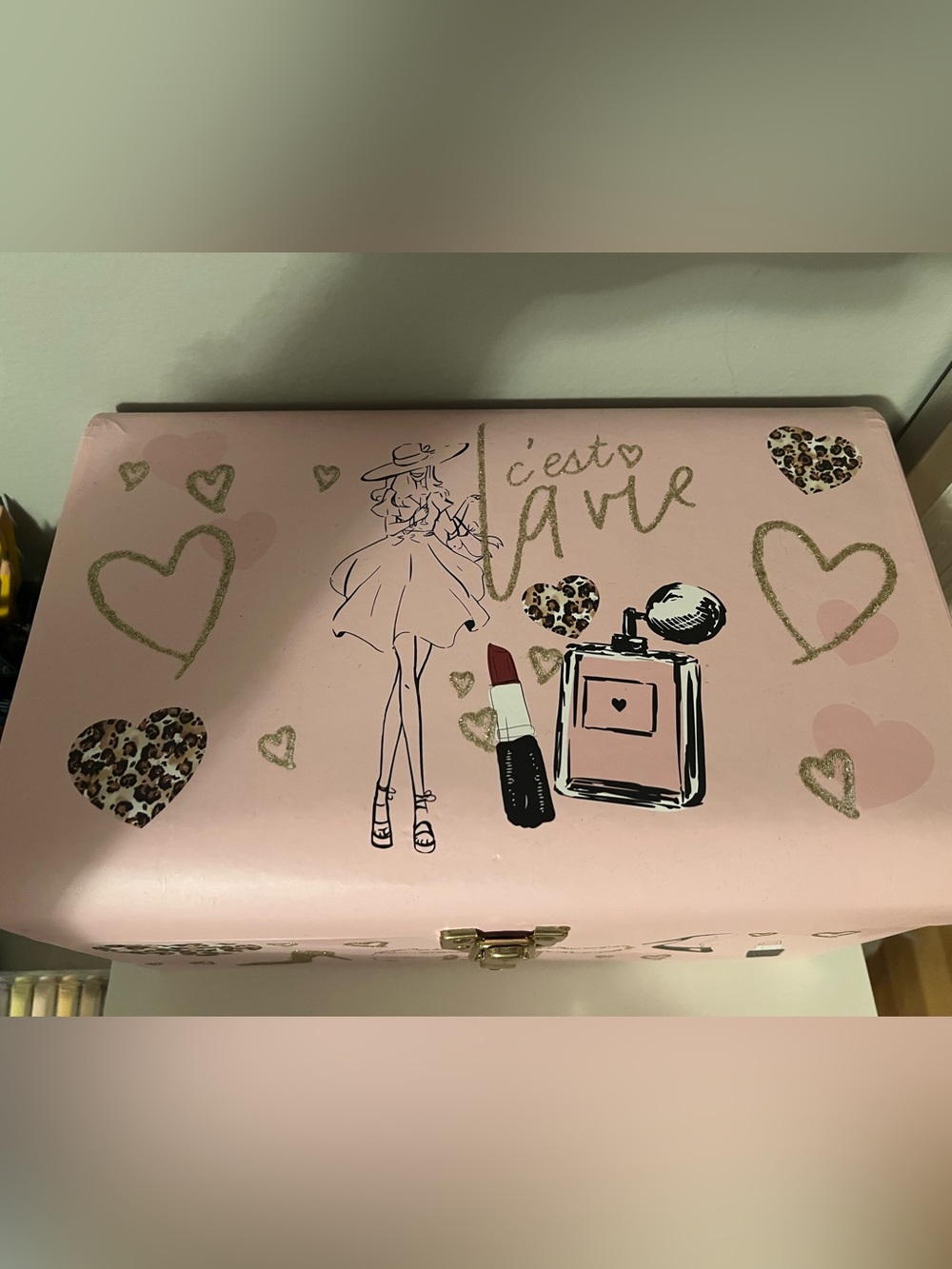 Pink Decorative Fashion-Themed Storage Box - Picture 2 of 11